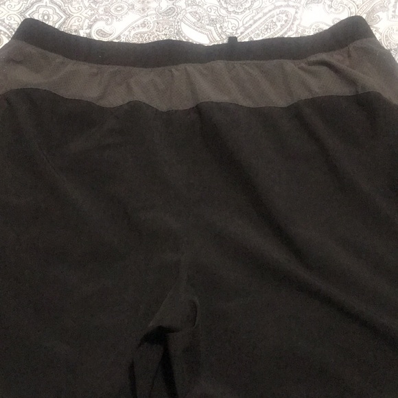 DSG athletic shorts size XL used in great condition - Picture 6 of 6